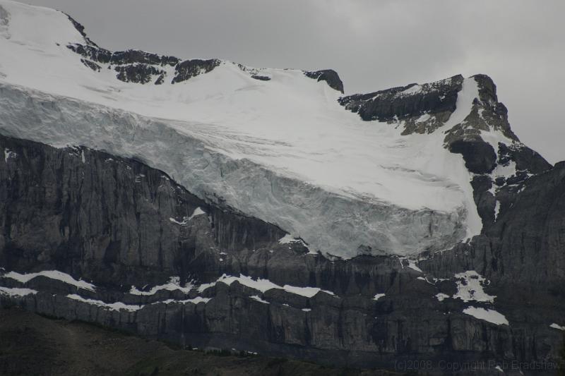 IMG_0051.JPG - A glacier along the Icefield Parkway.