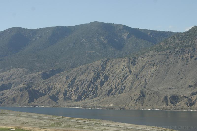 IMG_0201.JPG - The hills west of Kamloops on Highway 1.