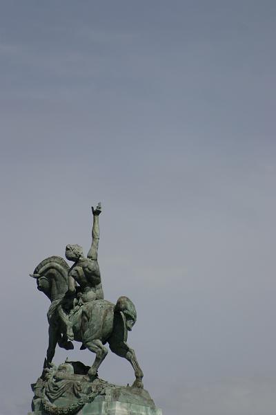 IMG_2447.JPG - And a monument to the WW1 vets